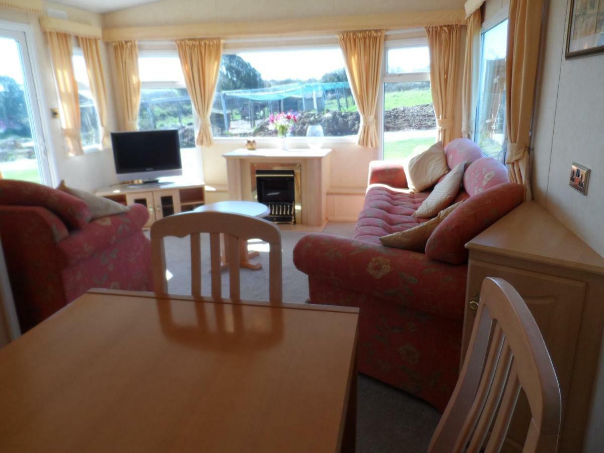 Luxury Mobile Home Near Perranporth Situated On A Quiet Farm 特鲁罗 外观 照片
